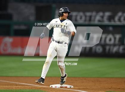 Thumbnail 2 in Mayfair vs. Calvary Chapel (Halo Classic) photogallery.