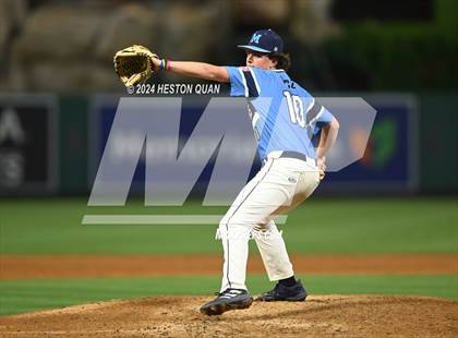 Thumbnail 2 in Mayfair vs. Calvary Chapel (Halo Classic) photogallery.