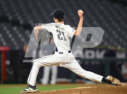 Thumbnail 1 in Mayfair vs. Calvary Chapel (Halo Classic) photogallery.