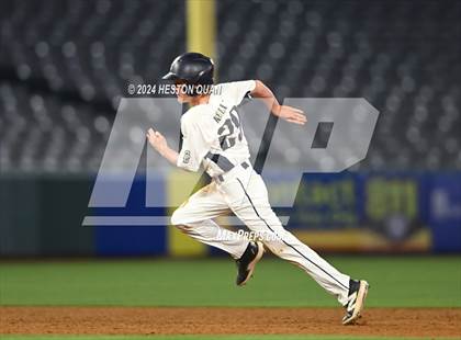Thumbnail 1 in Mayfair vs. Calvary Chapel (Halo Classic) photogallery.