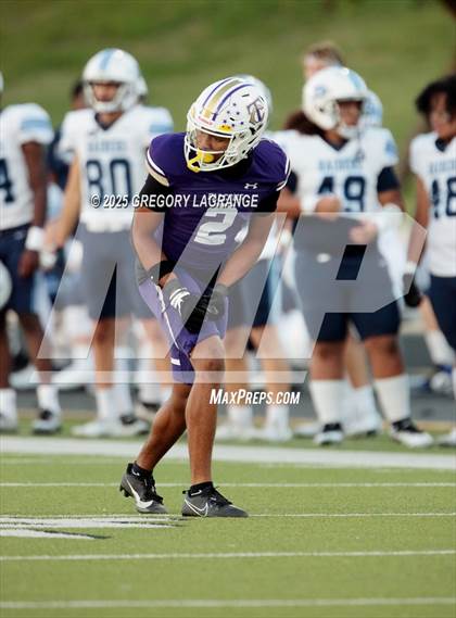 Thumbnail 2 in Bell vs Timber Creek photogallery.