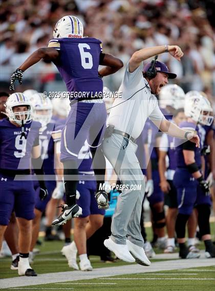 Thumbnail 3 in Bell vs Timber Creek photogallery.
