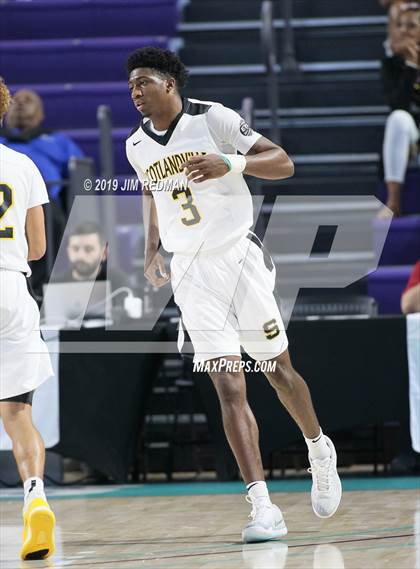 Thumbnail 3 in Archbishop Stepinac vs. Scotlandville (City of Palms Classic) photogallery.