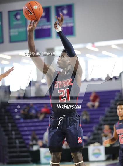 Thumbnail 2 in Archbishop Stepinac vs. Scotlandville (City of Palms Classic) photogallery.
