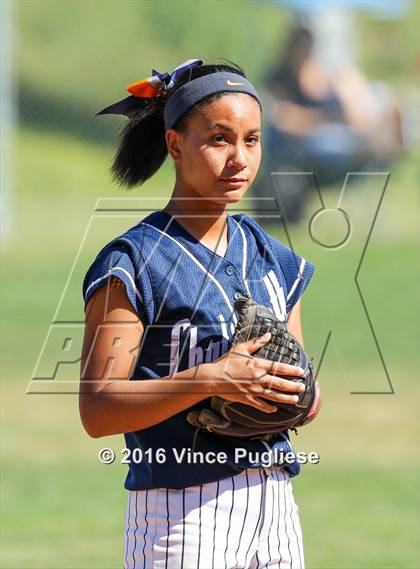 Thumbnail 1 in Chatsworth @ Saugus photogallery.