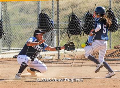 Thumbnail 1 in Chatsworth @ Saugus photogallery.