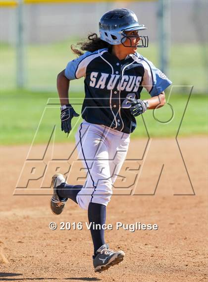 Thumbnail 3 in Chatsworth @ Saugus photogallery.