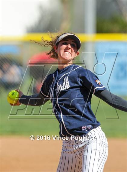 Thumbnail 1 in Chatsworth @ Saugus photogallery.