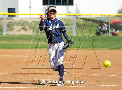 Thumbnail 2 in Chatsworth @ Saugus photogallery.