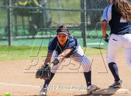 Thumbnail 3 in Chatsworth @ Saugus photogallery.