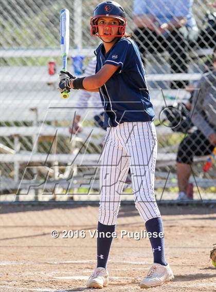 Thumbnail 3 in Chatsworth @ Saugus photogallery.