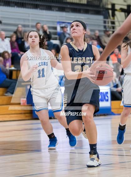 Thumbnail 3 in Highlands Ranch vs. Legacy (CHSAA 5A Sweet 16) photogallery.