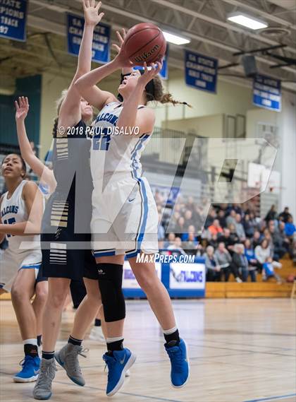 Thumbnail 3 in Highlands Ranch vs. Legacy (CHSAA 5A Sweet 16) photogallery.