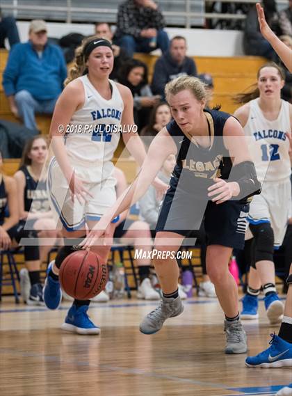 Thumbnail 2 in Highlands Ranch vs. Legacy (CHSAA 5A Sweet 16) photogallery.