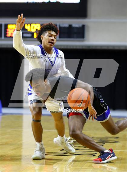 Thumbnail 3 in Desert Pines vs. Capital Christian (Tarkanian Classic) photogallery.