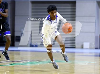 Thumbnail 3 in Desert Pines vs. Capital Christian (Tarkanian Classic) photogallery.