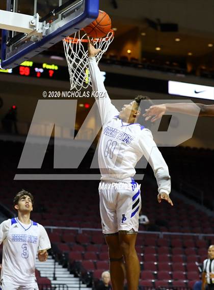 Thumbnail 2 in Desert Pines vs. Capital Christian (Tarkanian Classic) photogallery.