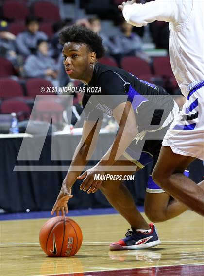 Thumbnail 2 in Desert Pines vs. Capital Christian (Tarkanian Classic) photogallery.