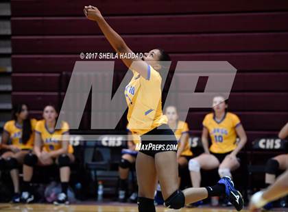Thumbnail 3 in Largo vs Pinellas Park photogallery.