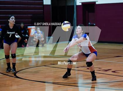 Thumbnail 1 in Largo vs Pinellas Park photogallery.