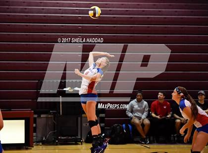 Thumbnail 1 in Largo vs Pinellas Park photogallery.