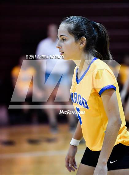 Thumbnail 3 in Largo vs Pinellas Park photogallery.
