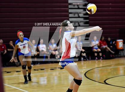 Thumbnail 2 in Largo vs Pinellas Park photogallery.