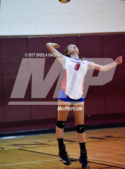 Thumbnail 1 in Largo vs Pinellas Park photogallery.