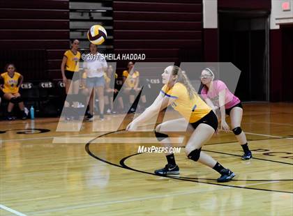 Thumbnail 2 in Largo vs Pinellas Park photogallery.