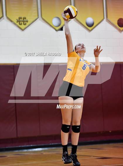 Thumbnail 1 in Largo vs Pinellas Park photogallery.