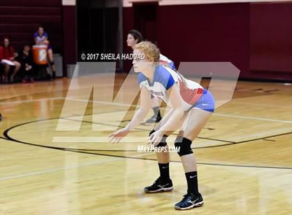Thumbnail 1 in Largo vs Pinellas Park photogallery.