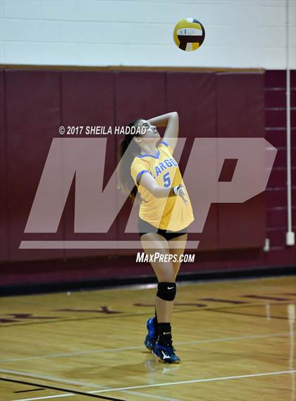 Thumbnail 2 in Largo vs Pinellas Park photogallery.
