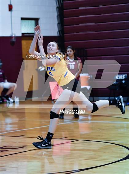 Thumbnail 1 in Largo vs Pinellas Park photogallery.