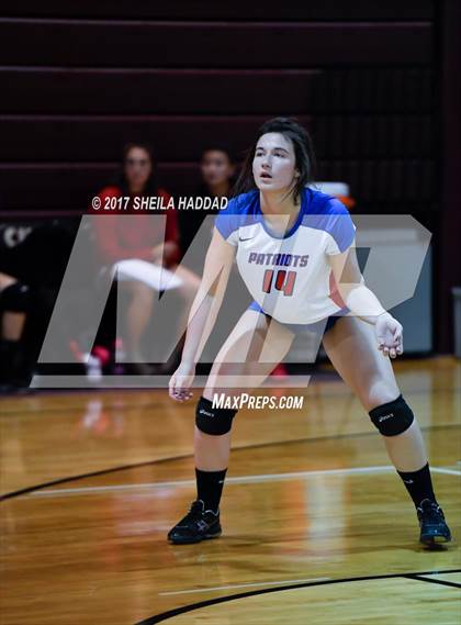Thumbnail 3 in Largo vs Pinellas Park photogallery.