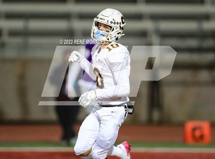 Thumbnail 3 in Soquel vs Jurupa Hills (CIF Div 4-AA State Final) photogallery.