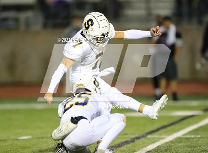 Thumbnail 2 in Soquel vs Jurupa Hills (CIF Div 4-AA State Final) photogallery.