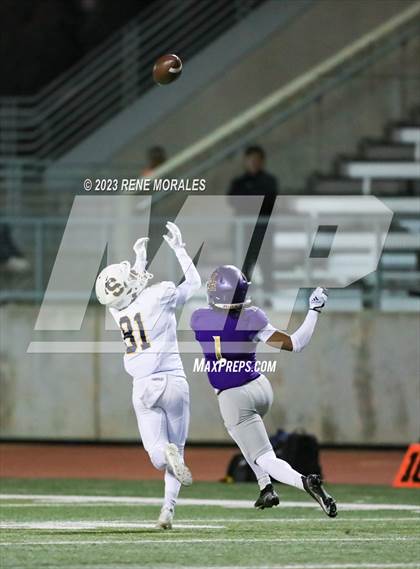Thumbnail 1 in Soquel vs Jurupa Hills (CIF Div 4-AA State Final) photogallery.