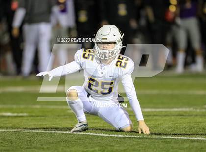 Thumbnail 1 in Soquel vs Jurupa Hills (CIF Div 4-AA State Final) photogallery.