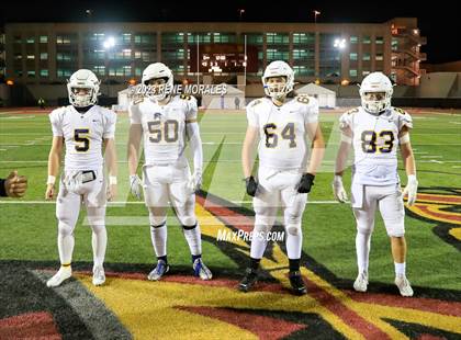 Thumbnail 2 in Soquel vs Jurupa Hills (CIF Div 4-AA State Final) photogallery.