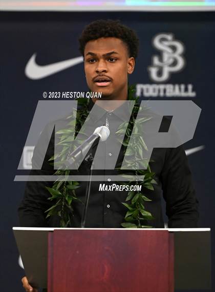 Thumbnail 1 in St. John Bosco Signing Day photogallery.