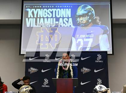 Thumbnail 2 in St. John Bosco Signing Day photogallery.