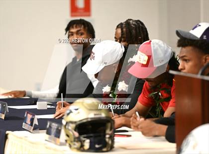 Thumbnail 2 in St. John Bosco Signing Day photogallery.