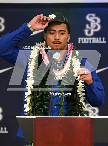 Thumbnail 1 in St. John Bosco Signing Day photogallery.
