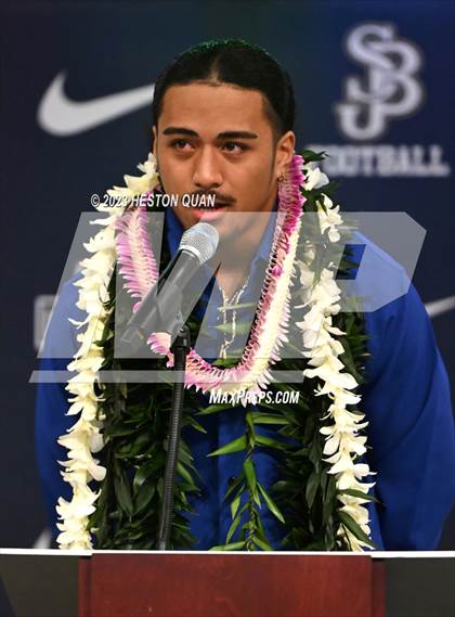 Thumbnail 2 in St. John Bosco Signing Day photogallery.