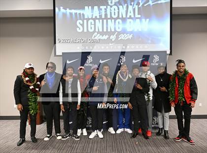 Thumbnail 3 in St. John Bosco Signing Day photogallery.