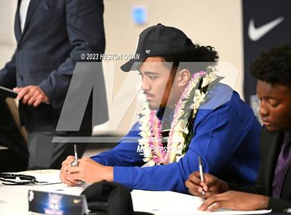 Thumbnail 3 in St. John Bosco Signing Day photogallery.