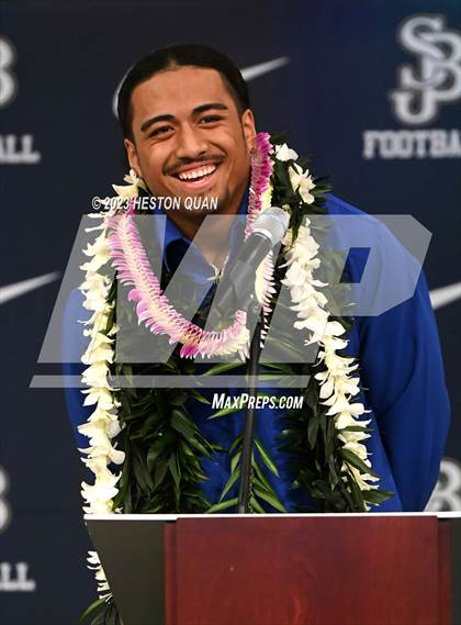 Thumbnail 1 in St. John Bosco Signing Day photogallery.