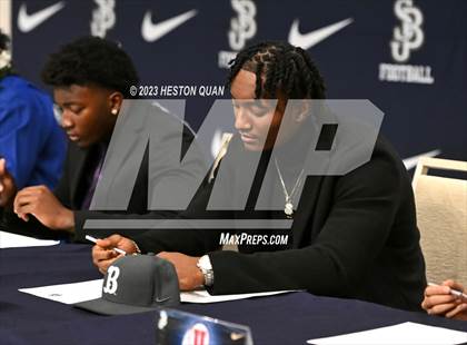 Thumbnail 2 in St. John Bosco Signing Day photogallery.