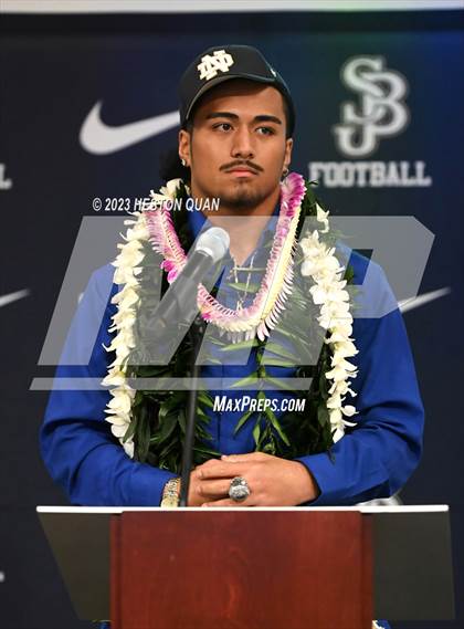 Thumbnail 3 in St. John Bosco Signing Day photogallery.