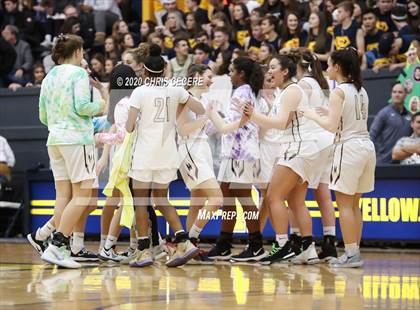Thumbnail 1 in Sutherland vs. Mendon (Rainbow Classic) photogallery.